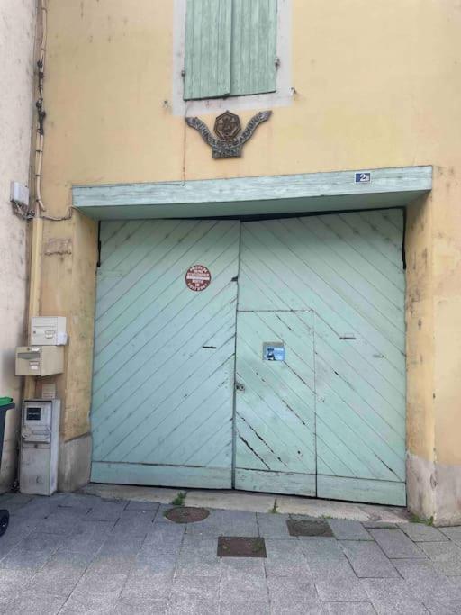 Agreable Gite Au Coeur Du Centre Ville 4 Personnes Chagny  Buitenkant foto