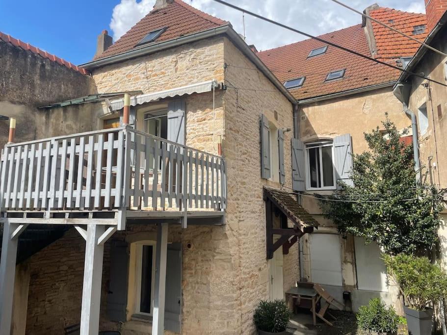 Agreable Gite Au Coeur Du Centre Ville 4 Personnes Chagny  Buitenkant foto