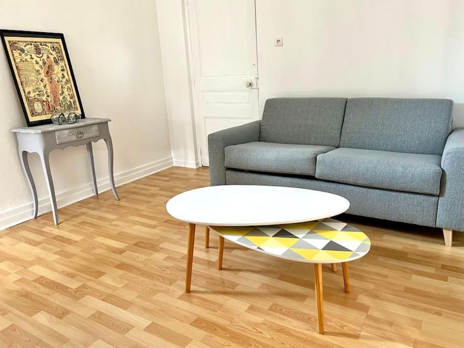Agreable Gite Au Coeur Du Centre Ville 4 Personnes Chagny  Buitenkant foto