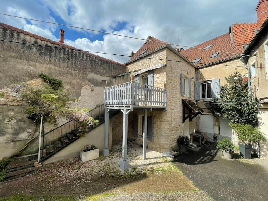 Agreable Gite Au Coeur Du Centre Ville 4 Personnes Chagny  Buitenkant foto